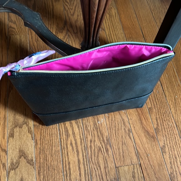 Trina Turk clutch - Picture 5 of 5